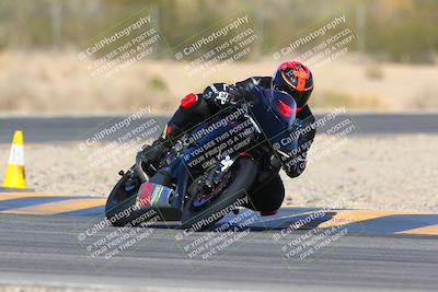 media/Jan-14-2024-SoCal Trackdays (Sun) [[2e55ec21a6]]/Turn 6 (125pm)/